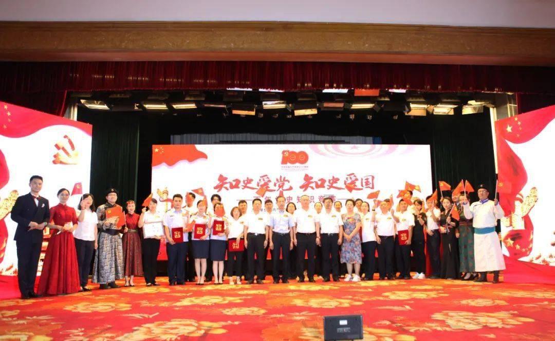 国家移民管理局:在华常住外国人恢复至2019年底的85%