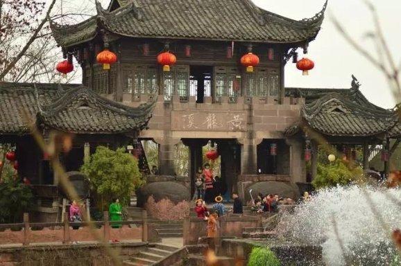 梅兰芳娶二房,洞房夜却赖在原配房间,妻子:别让人等急了