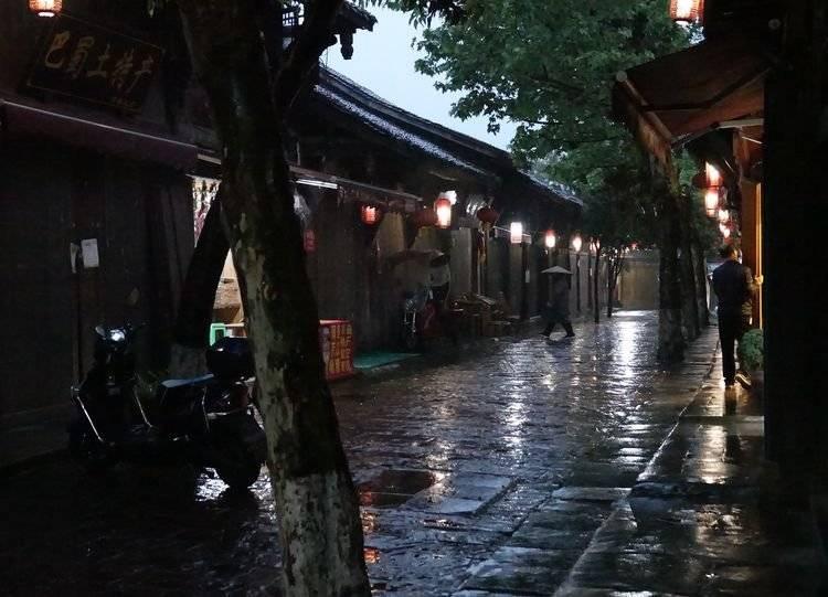 救援受困的萌兔